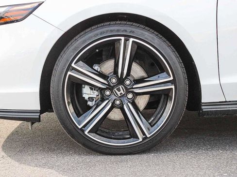 Certified 2024 Honda Accord Sport image 9