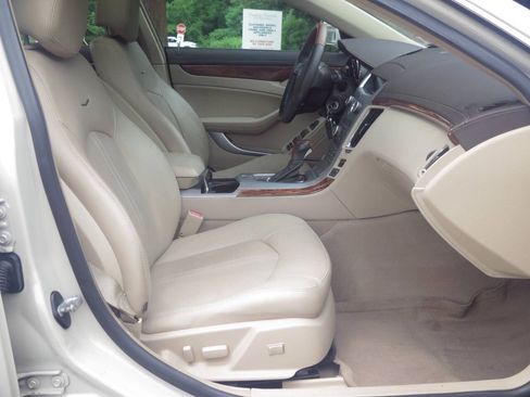 Used 2011 Cadillac CTS Luxury AWD/4WD image 10
