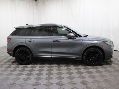 Certified 2022 Lincoln Corsair Reserve image 31