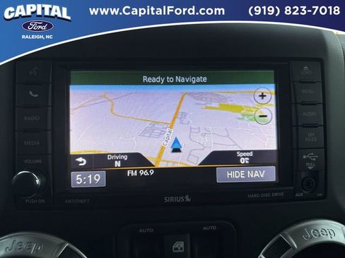 Used 2018 Jeep Wrangler Rubicon w/ Power Convenience Group image 30