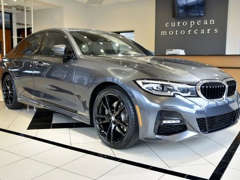 Used 2020 BMW 330i xDrive 330i xDrive w/ M Sport Package image 1