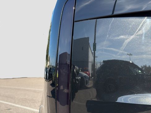 Used 2024 Land Rover Range Rover Autobiography image 10