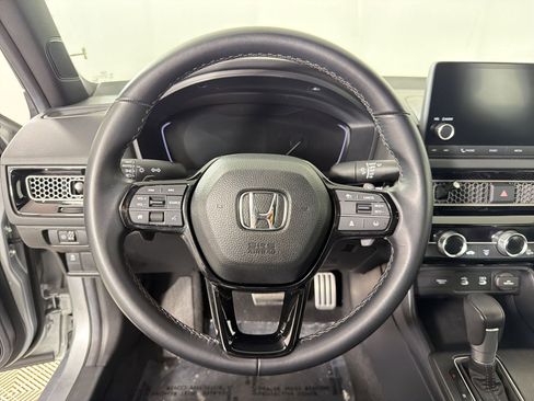 Used 2025 Honda Civic Sport image 23