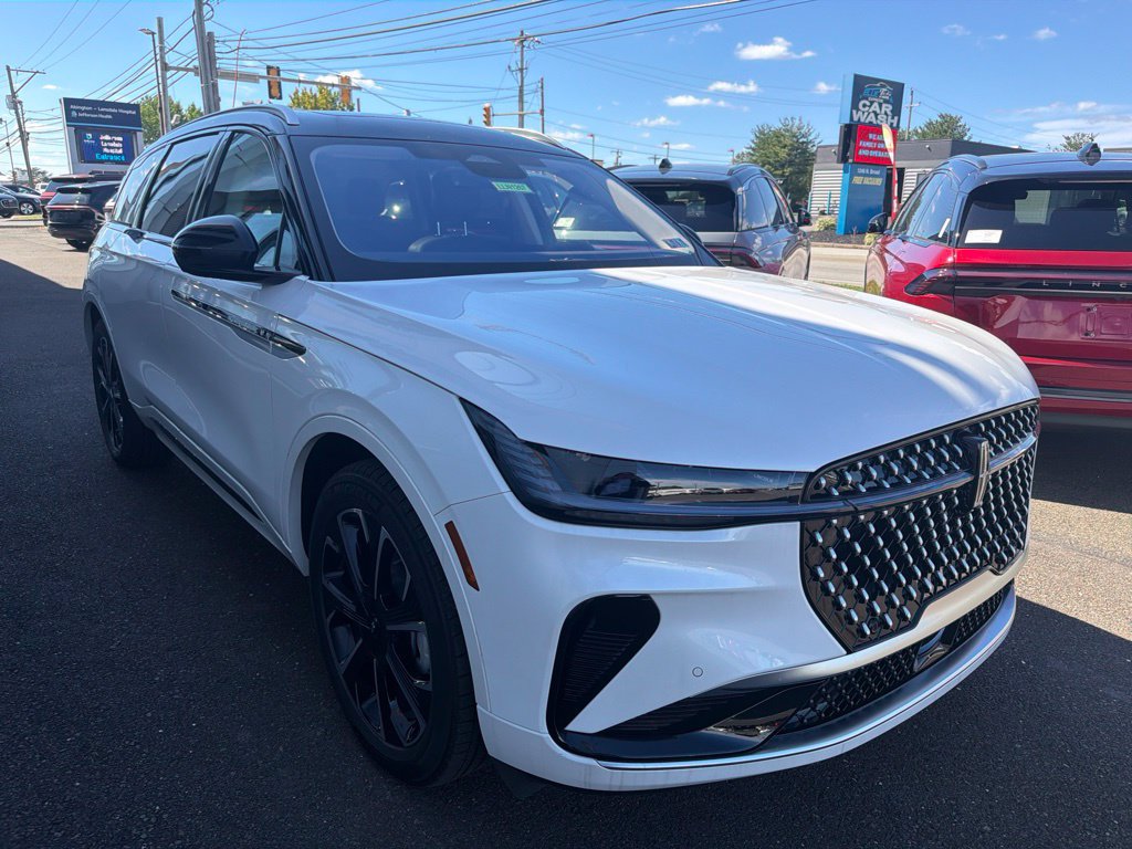 New 2026 Lincoln Nautilus Reserve AWD/4WD image 4