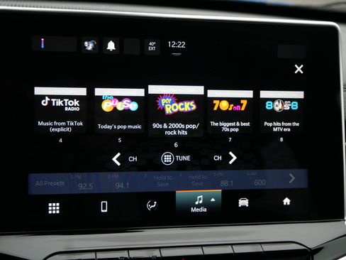 Used 2022 Jeep Compass Sport image 22