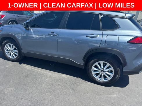 Used 2025 Toyota Corolla Cross LE FWD image 7
