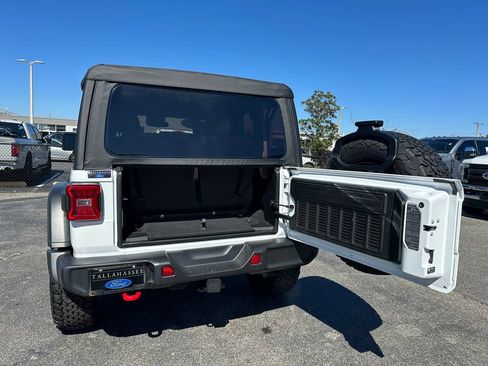 Used 2025 Jeep Wrangler Rubicon image 33