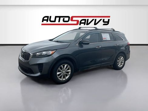 Used 2019 Kia Sorento S FWD image 3