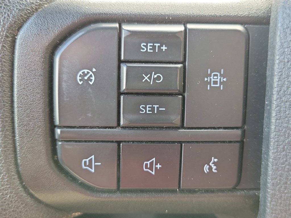 Used 2023 Ford F150 XLT AWD/4WD image 32