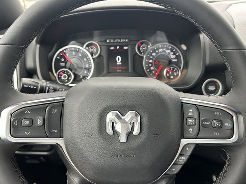 New 2026 RAM 1500 4x4 Crew Cab image 16