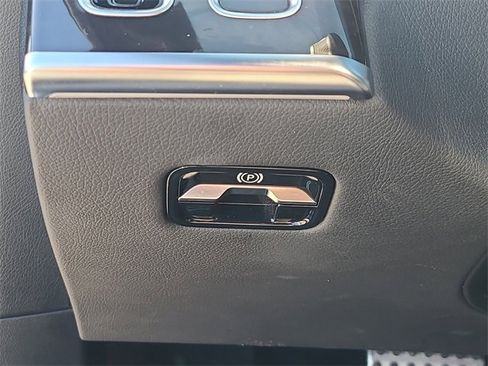 Used 2023 Mercedes-Benz S 500 4MATIC w/ AMG Line image 26