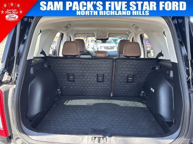 Used 2024 Ford Bronco Sport Outer Banks w/ Tech Package AWD/4WD image 32