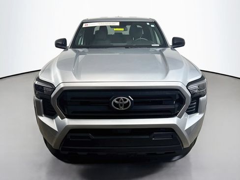 Certified 2024 Toyota Tacoma SR AWD/4WD image 2