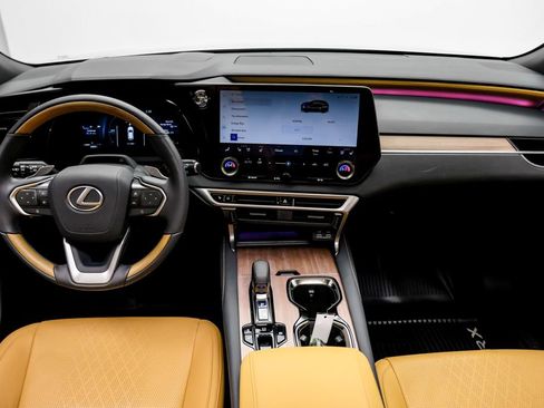 Used 2025 Lexus RX 350 w/ Convenience Package AWD/4WD image 17