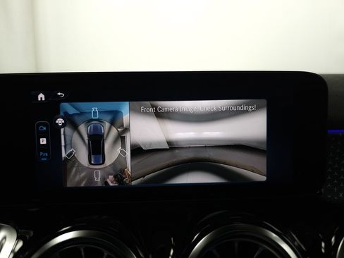 Certified 2026 Mercedes-Benz GLB 250 4MATIC image 18