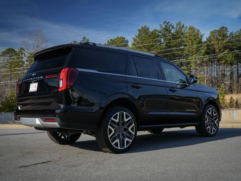 New 2026 Ford Expedition Platinum w/ Platinum Ultimate Package AWD/4WD image 16
