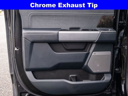 Used 2023 Ford F250 Lariat w/ Sport Appearance Package image 17