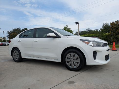 Used 2020 Kia Rio S FWD image 1