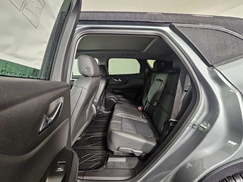 Used 2026 Chevrolet Blazer LT w/ Sound & Technology Package AWD/4WD image 18