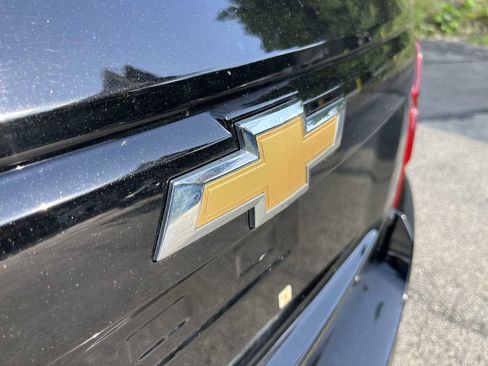 Certified 2017 Chevrolet Trax LT w/ Sun & Sound Package image 30