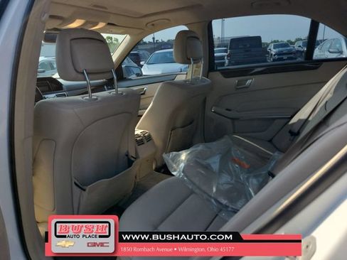 Used 2014 Mercedes-Benz E 350 4MATIC Sedan image 12