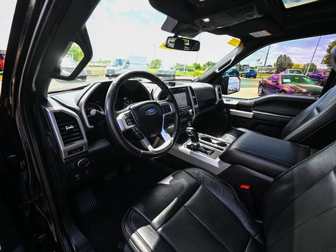 Used 2020 Ford F150 Lariat w/ Equipment Group 502A Luxury AWD/4WD image 18