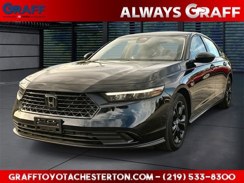 Used 2025 Honda Accord SE image 1