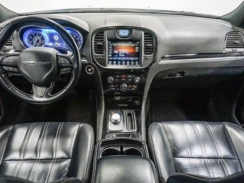 Used 2022 Chrysler 300 S image 12