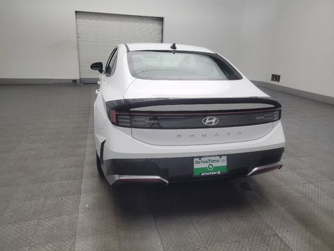 Used 2025 Hyundai Sonata SEL FWD image 6