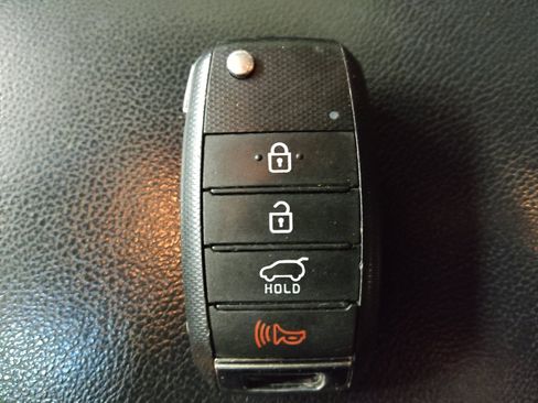 Used 2019 Kia Sportage LX image 32