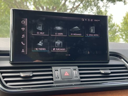 Used 2023 Audi Q5 2.0T Premium Plus w/ Premium Plus Package AWD/4WD image 23