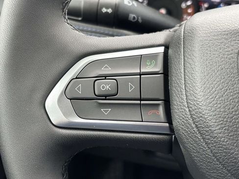 New 2026 Jeep Compass Limited image 19