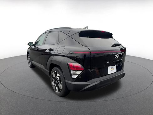 Used 2025 Hyundai Kona SEL image 11