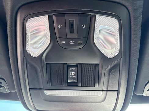 Used 2021 RAM 1500 Big Horn AWD/4WD image 28