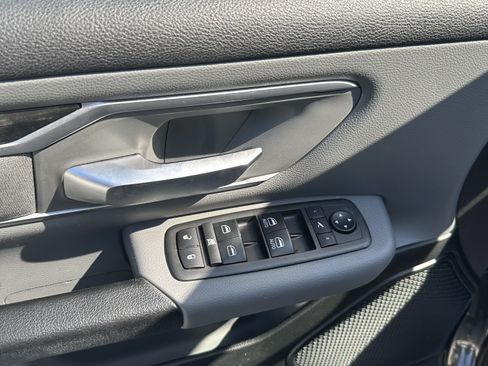 Used 2020 RAM 1500 Big Horn AWD/4WD image 17