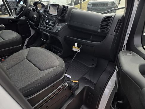 New 2026 RAM ProMaster 1500 w/ Storage Group FWD image 6