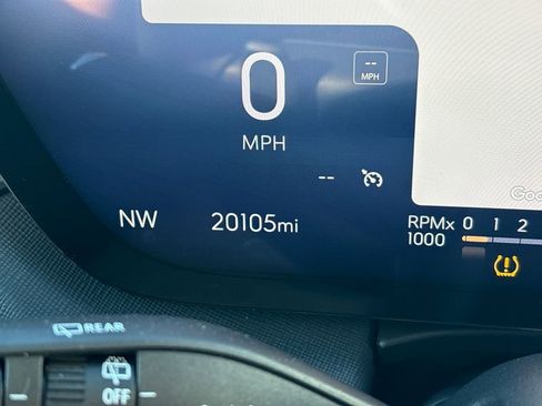 Used 2025 Buick Enclave Sport Touring FWD image 21