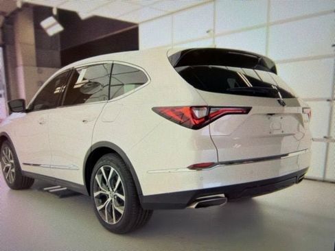 Used 2024 Acura MDX FWD w/ Technology Package image 4
