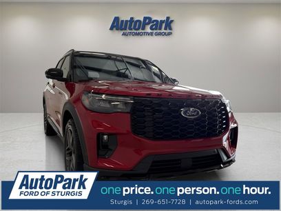 New 2025 Ford Explorer ST-Line w/ Premium Package