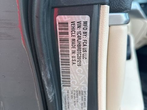 New 2026 Jeep Grand Cherokee Limited w/ Limited Altitude Package AWD/4WD image 35
