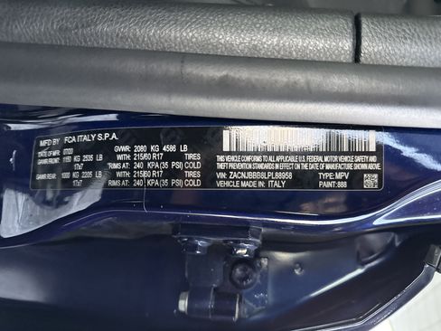 Used 2020 Jeep Renegade Latitude w/ Cold Weather Group AWD/4WD image 33