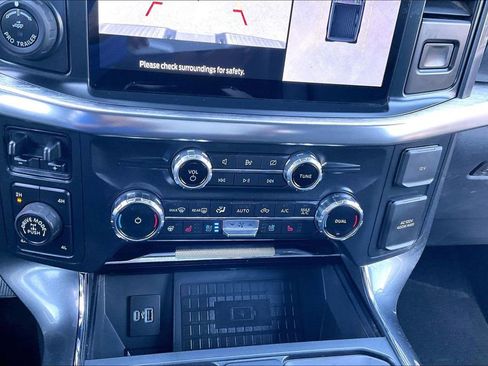 Used 2022 Ford F150 Lariat w/ Equipment Group 502A High AWD/4WD image 31