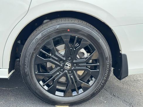 Certified 2026 Honda Odyssey Sport-L image 7