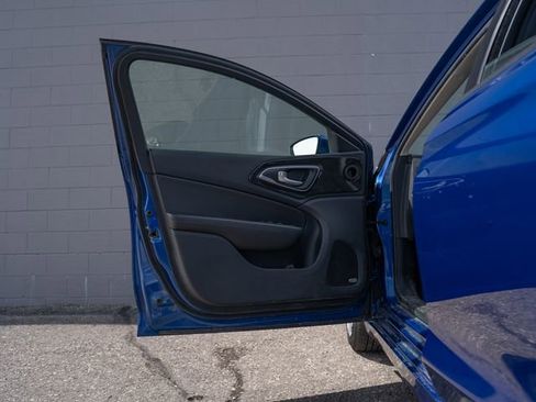 Used 2016 Chrysler 200 C image 15