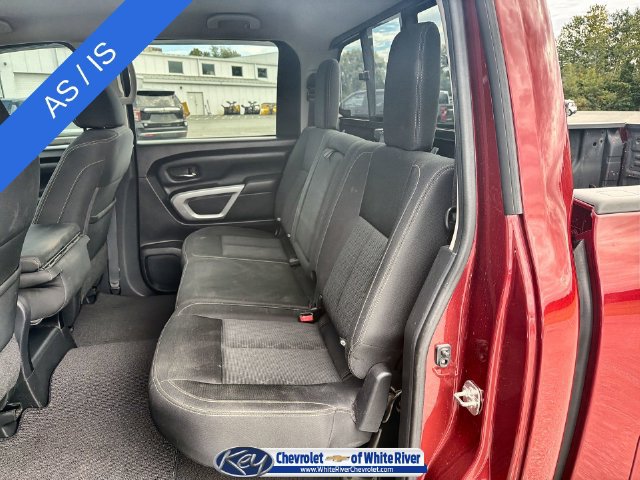 Used 2017 Nissan Titan SV AWD/4WD image 26