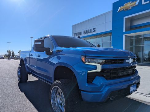 Used 2026 Chevrolet Silverado 1500 RST AWD/4WD image 1