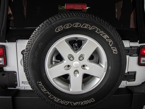 Used 2016 Jeep Wrangler Sport w/ Quick Order Package 24S AWD/4WD image 15