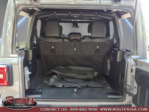 Used 2023 Jeep Wrangler Unlimited Rubicon 392 w/ Xtreme Recon 35" Tire Package AWD/4WD image 25