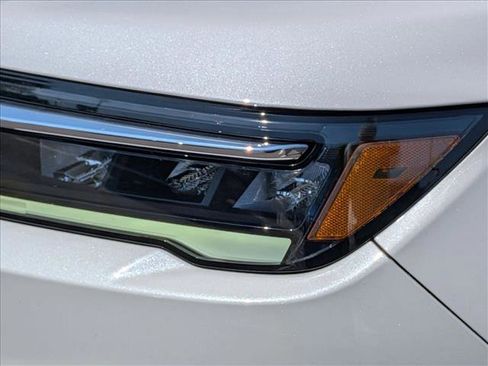 Certified 2023 Honda Pilot Elite image 9