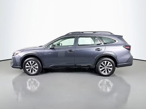 Certified 2025 Subaru Outback AWD/4WD image 5
